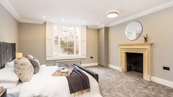 Luxury House, Private Bathroom, City View (Spirit Merchant House) | 3 bedrooms