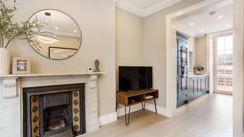 Luxury House, Private Bathroom, City View (Spirit Merchant House) | Lounge