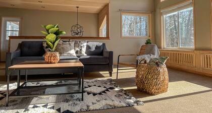 Ahmic Lake Resort's 5-bedroom Luxury House