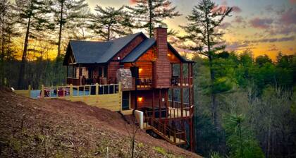 Honey Bear Lodge by Escape to Blue Ridge