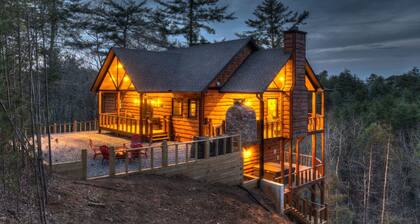 Honey Bear Lodge by Escape to Blue Ridge