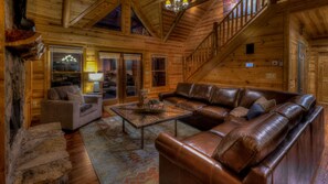 Living room - Lakeview Lodge by Escape to Blue Ridge (Blue Ridge)