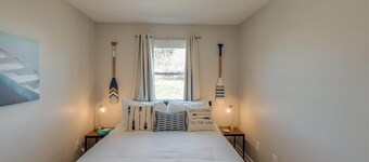 Bourbon Trail Lakehouse - Pet Friendly!