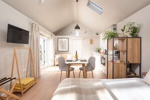 1 bedroom, iron/ironing board, Internet, bed sheets - The Rest House -  a studio barn that sleeps 2 guests in 1 bedroom (St Levan)