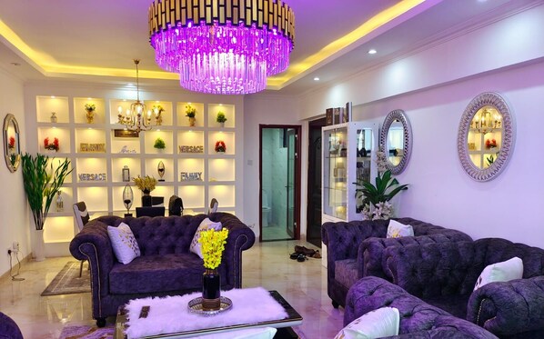 Nicht klassifiziertes Bild, 1 von 11, Schaltfläche