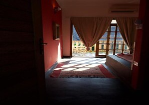 Room - La Fontana Restaurant & Bungalows (Kendwa)