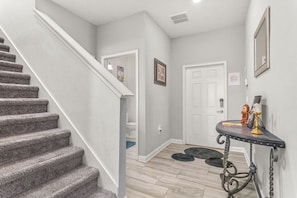 Interior - Champions Gate- Ru1095 (Davenport)