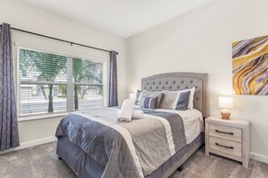 4 bedrooms, individually decorated, individually furnished - Champions Gate- Ru1089 (Davenport)