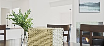 Remodeled central townhouse w/fireplace bike trails & parks