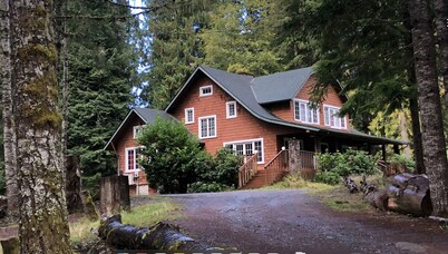 1 min from Mt Rainier - Large Lodge at Rainier Lodge