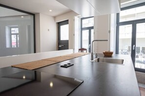 2 soverom, strykejern/-brett, wi-fi og sengetøy