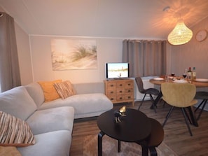 TV - Wiringherlant by Interhome (Wieringen)