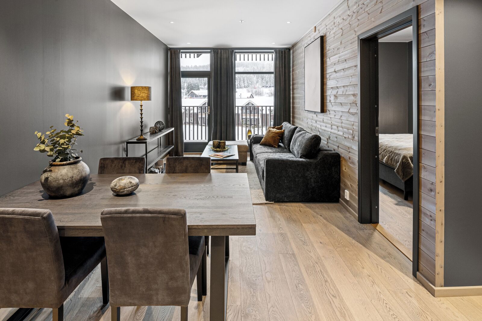 Trysil Alpine Lodge Junior Two Mountian view | Ameublement personnalisé, chambres insonorisées