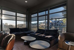 Trysil Alpine Lodge Senior Mountain view | Living area - Trysil Alpine Lodge (Trysil)