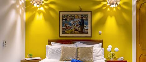 3 bedrooms, soundproofing, iron/ironing board, travel crib