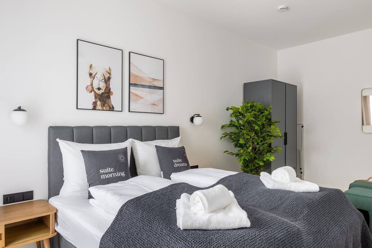 Literie de qualité, décor unique, ameublement unique
