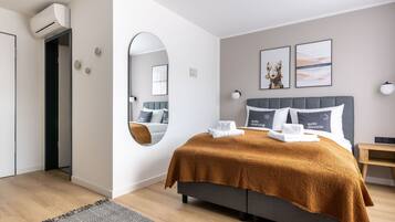 Suite | Premium bedding, individually decorated, individually furnished