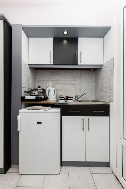 Sea side Studio - 3 min. from the beach!