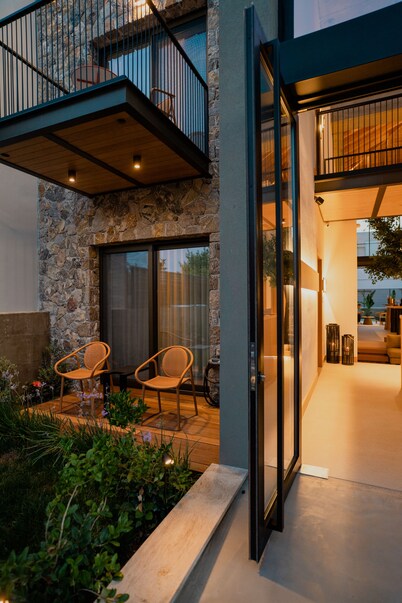 Capital Luxury Suites