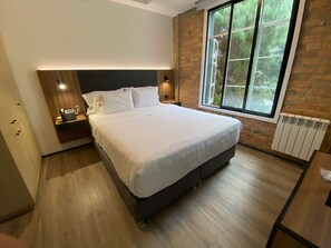 1 habitación y caja de seguridad en la habitación 