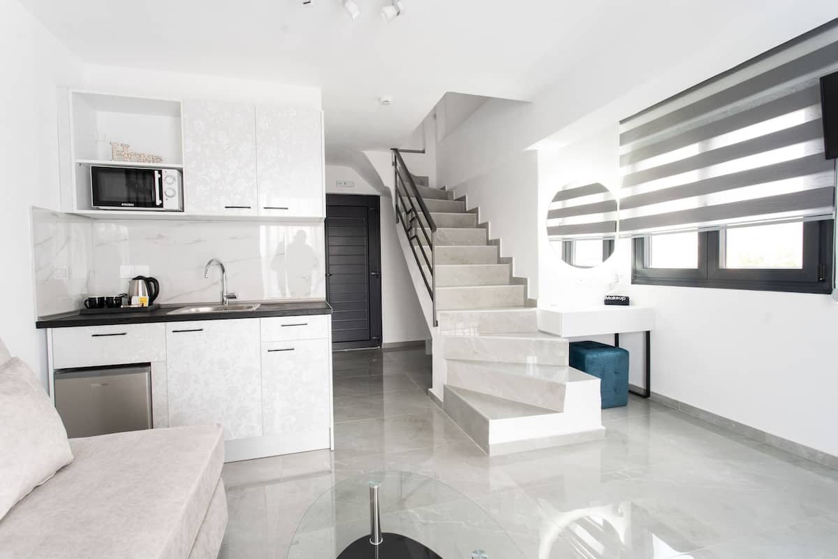 Loft Mewah | Area keluarga | Smart TV