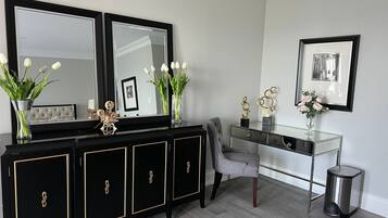 Presidential Villa, 6 Bedrooms, Private Pool, Lakeside | 6 bedrooms, individually decorated, individually furnished, desk