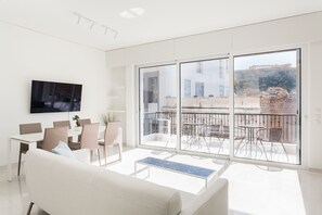 TV - Athens Observatory Suite - Breathtaking views of the Acropolis (Athina)