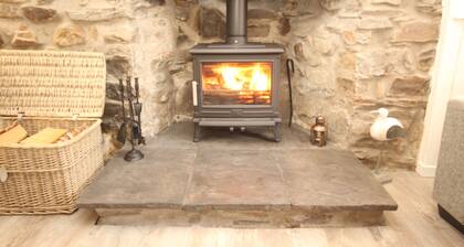 Zen Cottage, Seatown, Cullen