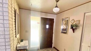 Interior - Roomy Midtown Home-Large and Central to Everything (Pocatello)
