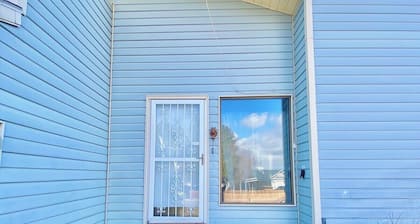 Unique Home Near Temple and Parks, great for families!