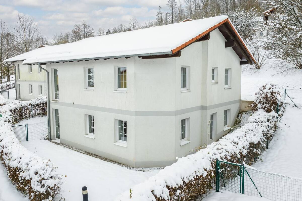 House (6-persoons hondenwoning) | Exterior