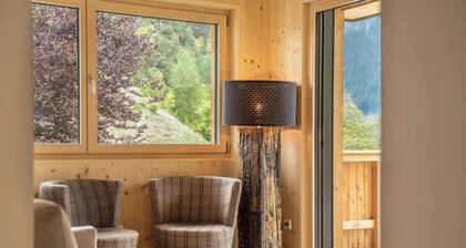 Ferienwohnung 'Naturapartments Alpreid Fichte' mit Bergblick, Terrassen & WLAN