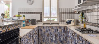 Appartamento per vacanze 'Appartamento in Villa Tulipano' con terrazza privata, giardino e Wi-Fi