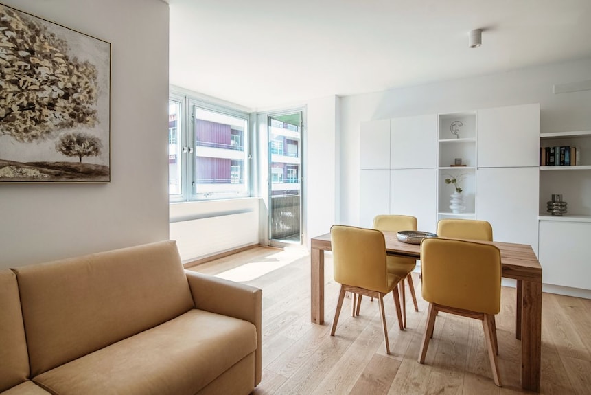 Elegant Apartment With Balcony At 2 Minutes From The Lido Of Lugano (Palace Apt) - Lugano