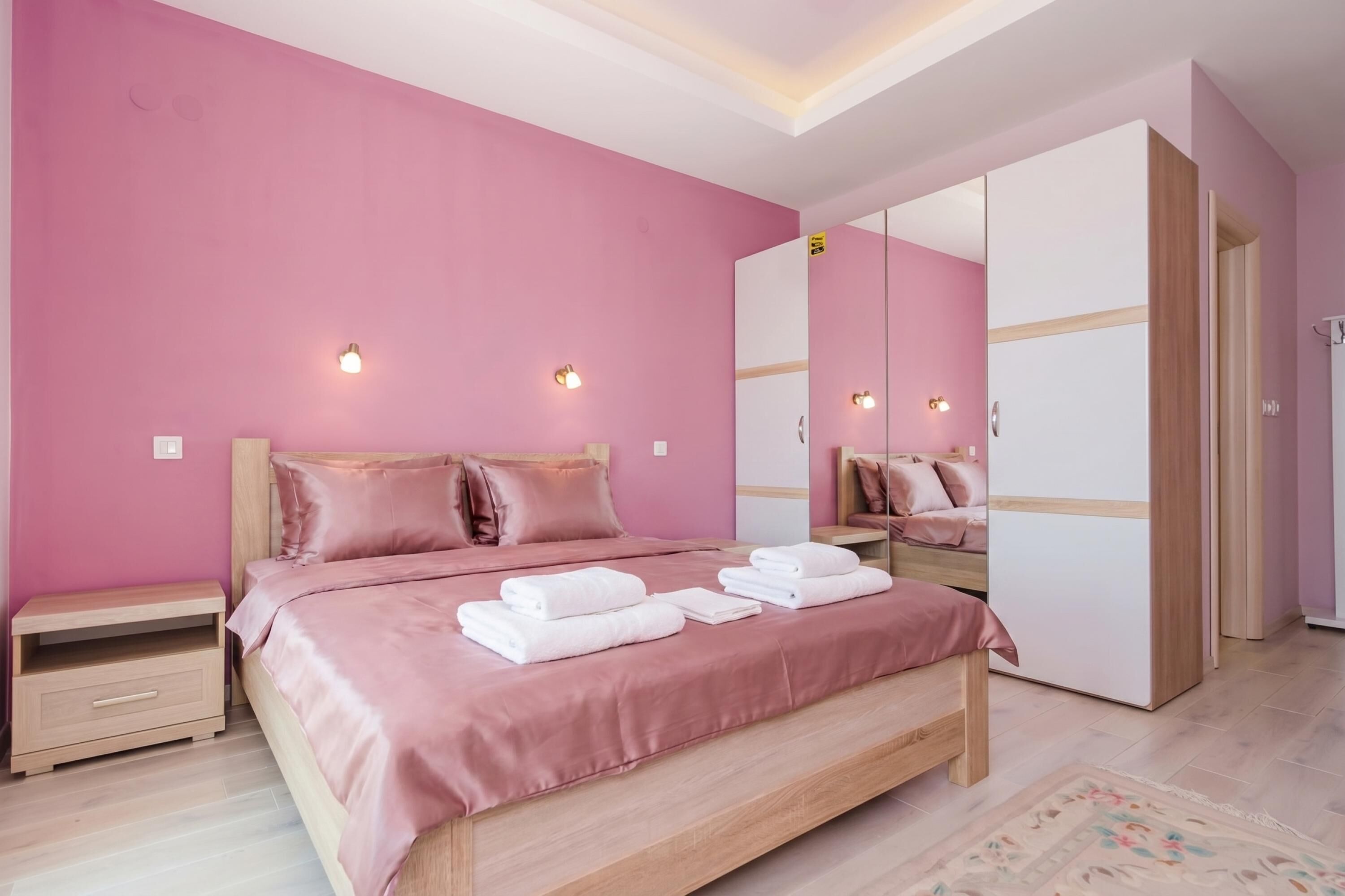 Vila Keluarga, beberapa kamar, tepi gunung (Pool Villa Panorama Mojdež) | 3 kamar tidur, setrika/meja setrika, Wi-Fi gratis, dan seprai linen