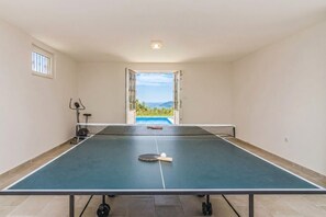 Villa familiale, plusieurs chambres, côté montagne (Pool Villa Panorama Mojdež) | Intérieur