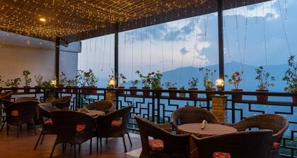 Hotel Shinkham Grand