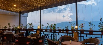 Hotel Shinkham Grand