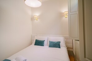 1 chambre, fer et planche à repasser, Wi-Fi gratuit, draps fournis