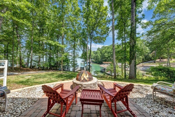 Terrace/patio - Lakefront with private dock, & Fire pit (Huddleston)