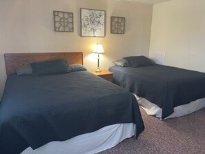 2 bedrooms, desk, iron/ironing board, travel cot