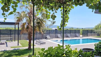 Piscine extérieure, piscine chauffée