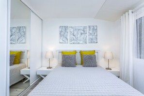 2 dormitorios, tabla de planchar con plancha, wifi gratis y ropa de cama