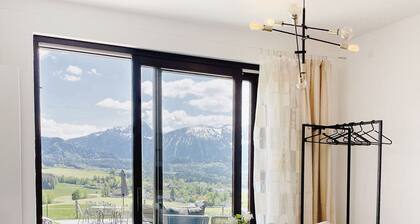 Suite Schlossblick - with lake and castle view