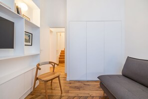 TV - François de Sales, 2BR/2BA, 6 people (París)