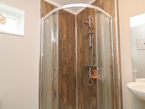 Cottage | Bathroom | Shower - Lily (Lifton)