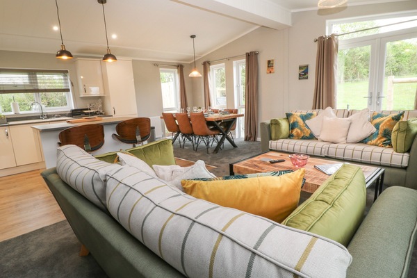 Cottage | Living room | TV