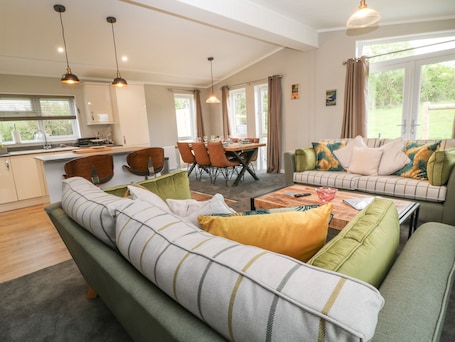 Cottage | Living room | TV