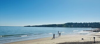 Family-sized house 5 minutes away from the beach