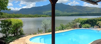 Holiday Home on Ilot Fortier Sea Shore